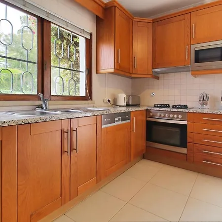 Casa Francisco : Family With Private Pool. Near To فيلة